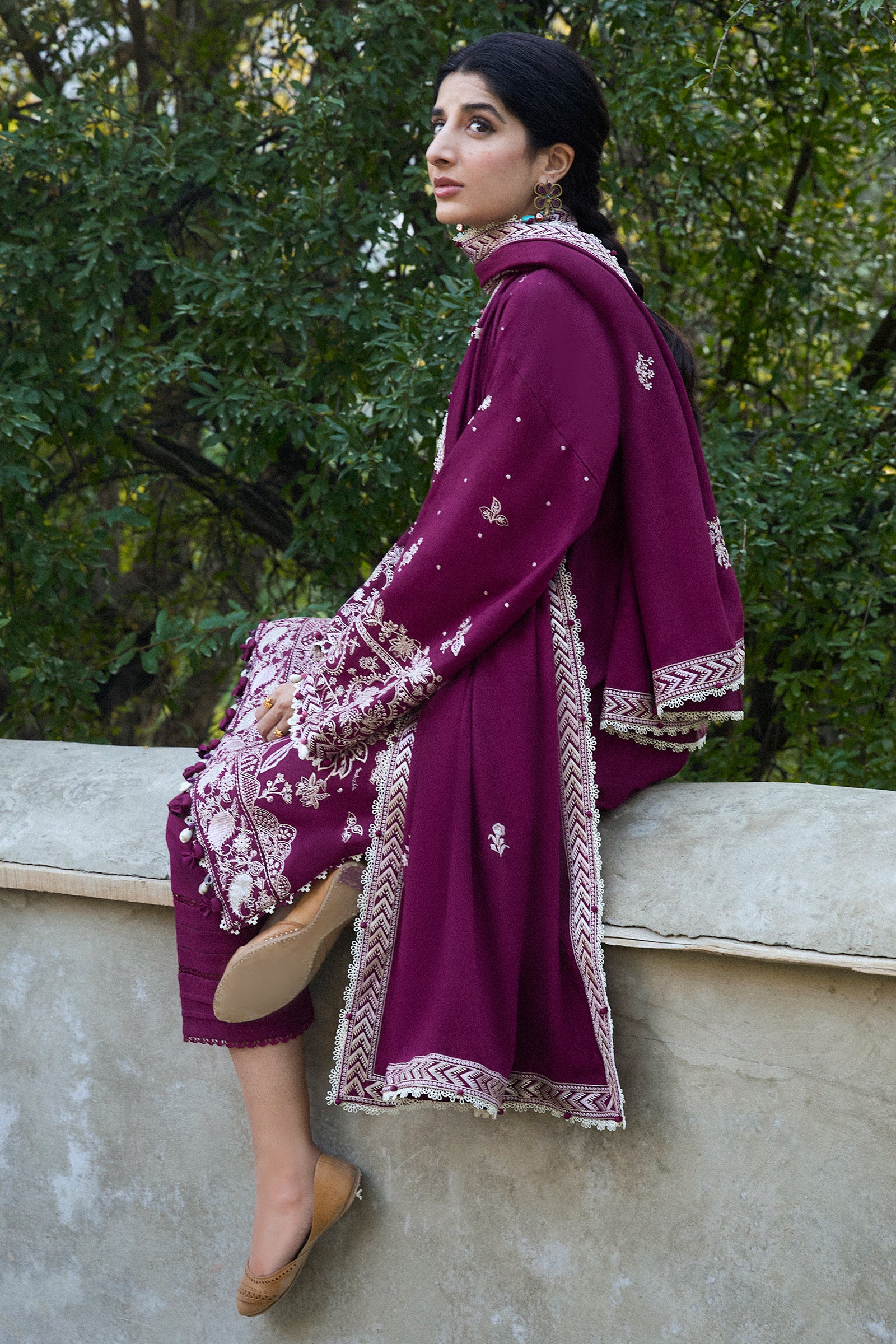 EMBROIDERED KHADDAR| 3PC | ZH-1 - Image 5