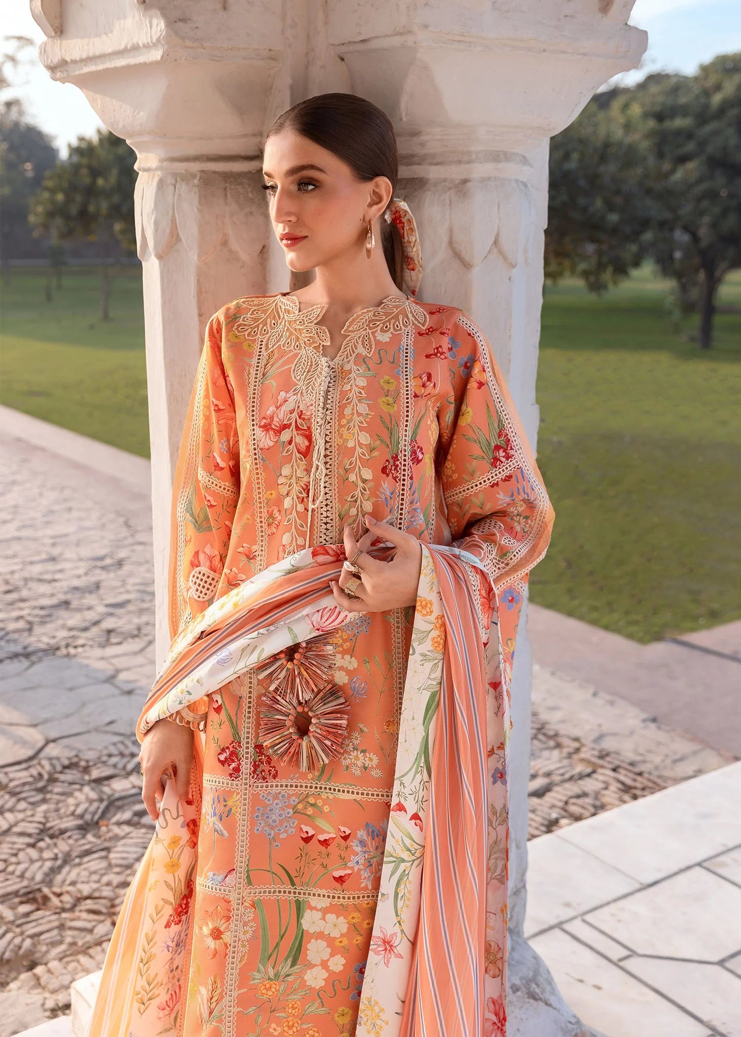3 Pc Luxury Lawn | CE 3 - Image 2